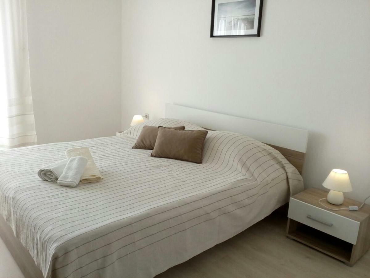 Apartman Knapic Koromačno المظهر الخارجي الصورة