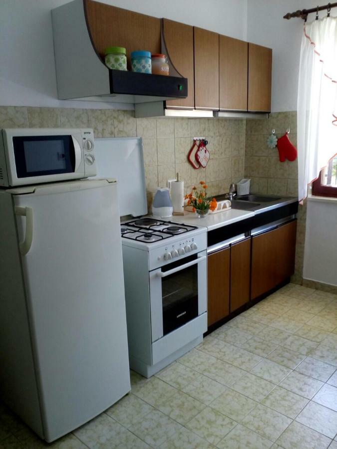 Apartman Knapic Koromačno المظهر الخارجي الصورة