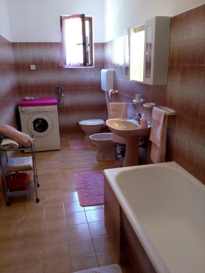 Apartman Knapic Koromačno المظهر الخارجي الصورة